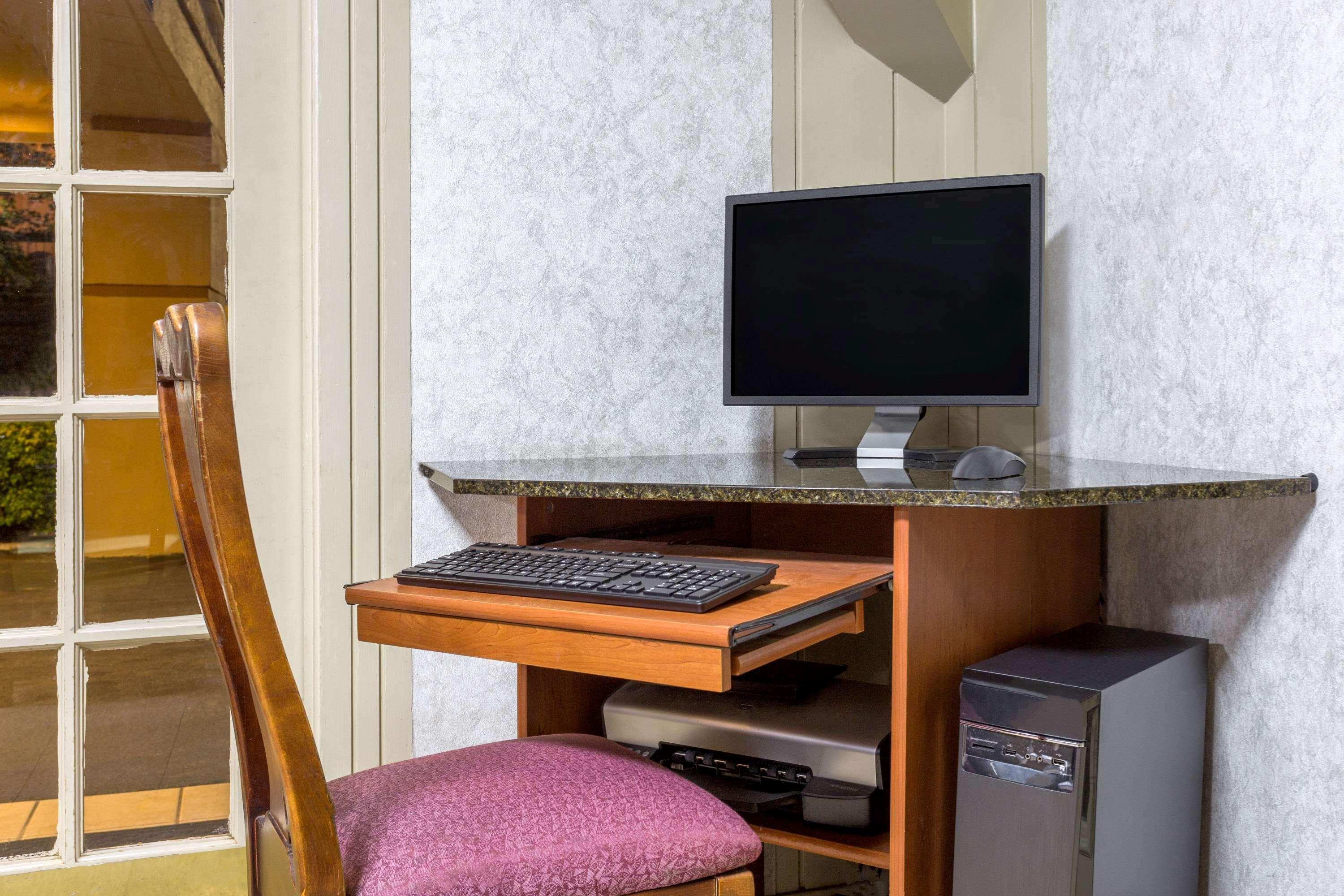 howard johnson by wyndham athens