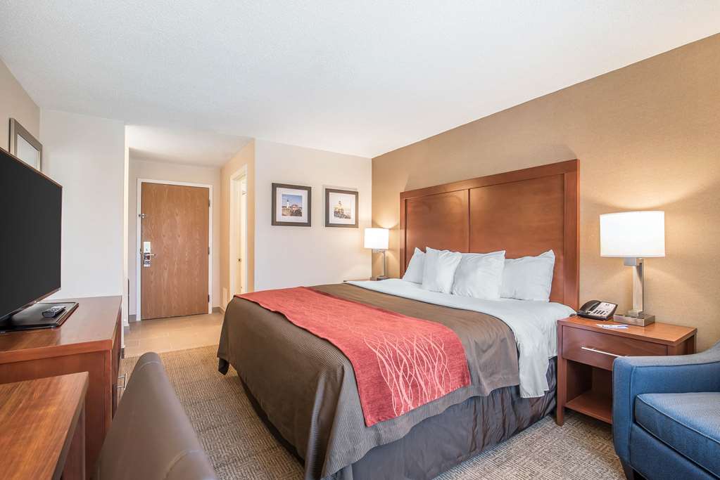comfort inn airport