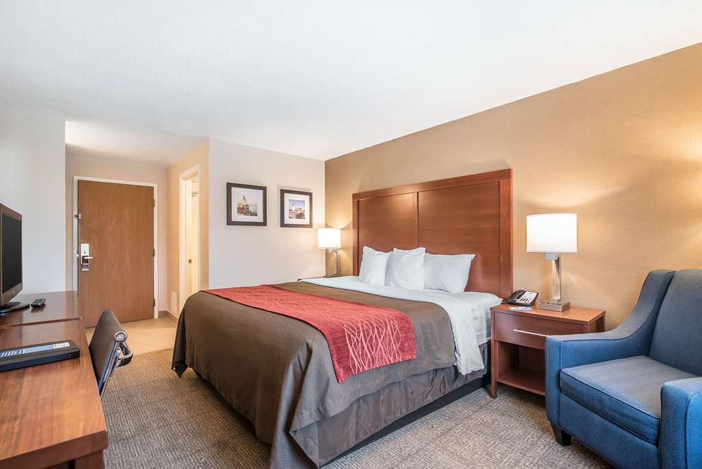 comfort inn airport