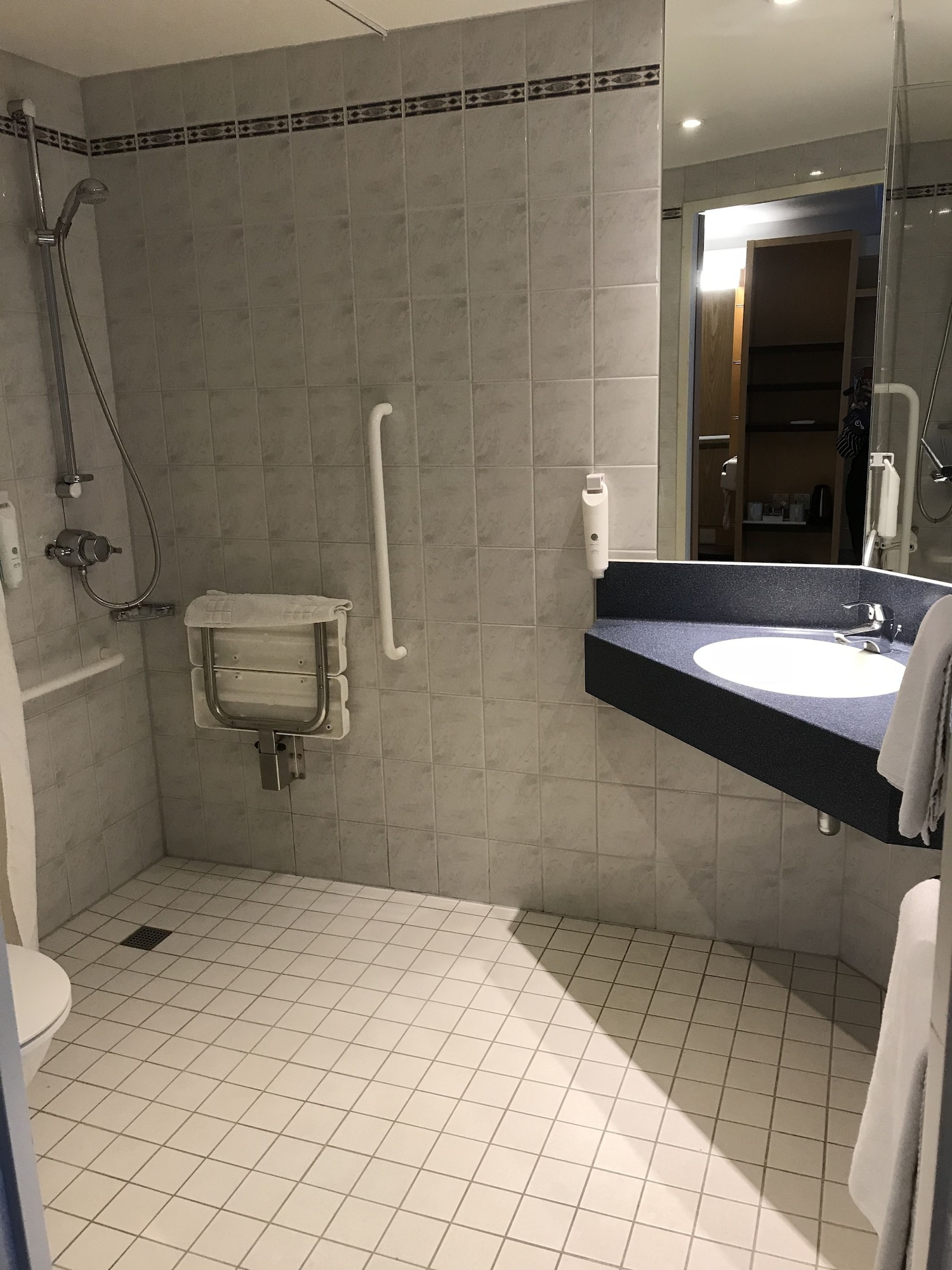 holiday inn express southampton m27 jct7 by ihg