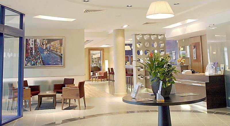 holiday inn express southampton m27 jct7 by ihg
