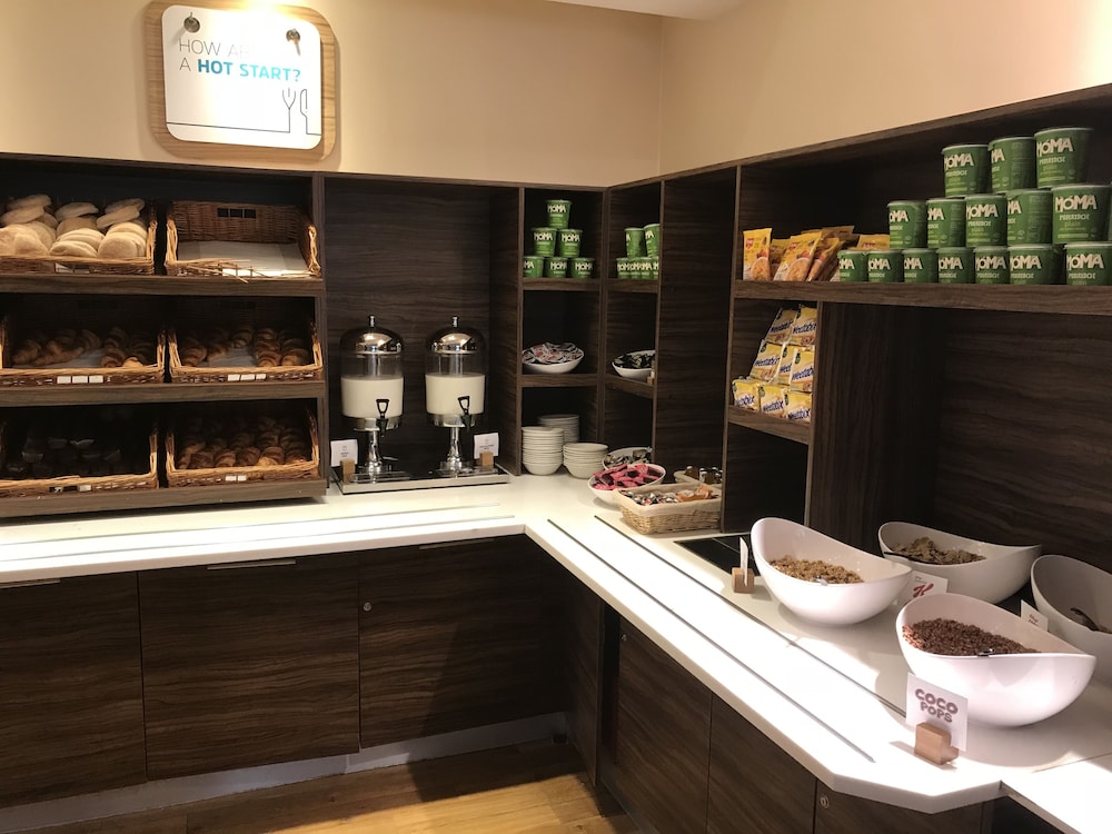 holiday inn express southampton m27 jct7 by ihg