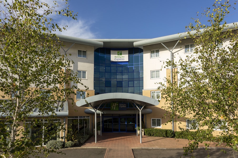 holiday inn express southampton m27 jct7 by ihg