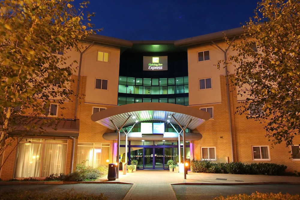 holiday inn express southampton m27 jct7 by ihg