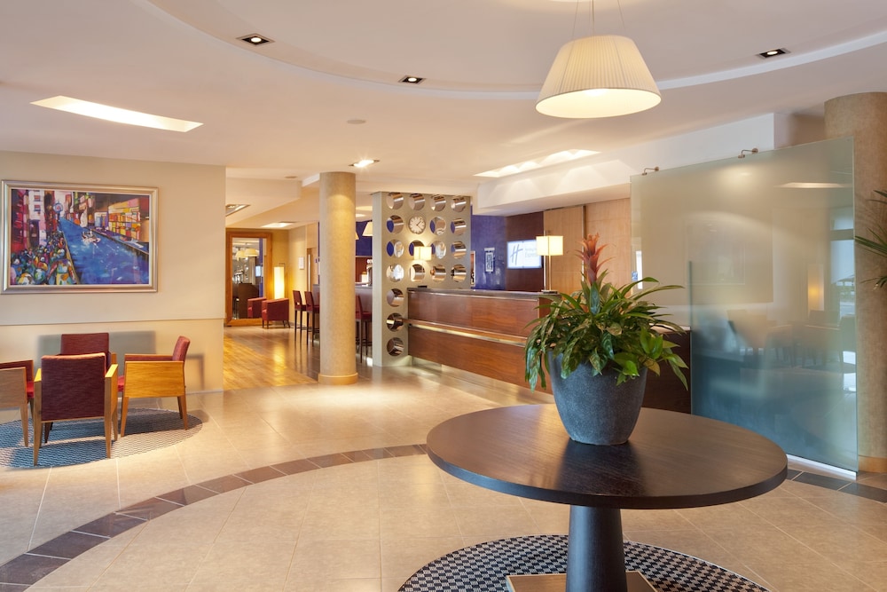 holiday inn express southampton m27 jct7 by ihg