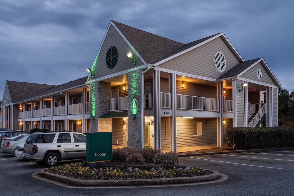 Hometowne Studios By Red Roof Spartanburg - Asheville Highway,Landrum>>Greenville - Spartanburg,2 star