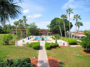motel 6 spring hill fl weeki wachee