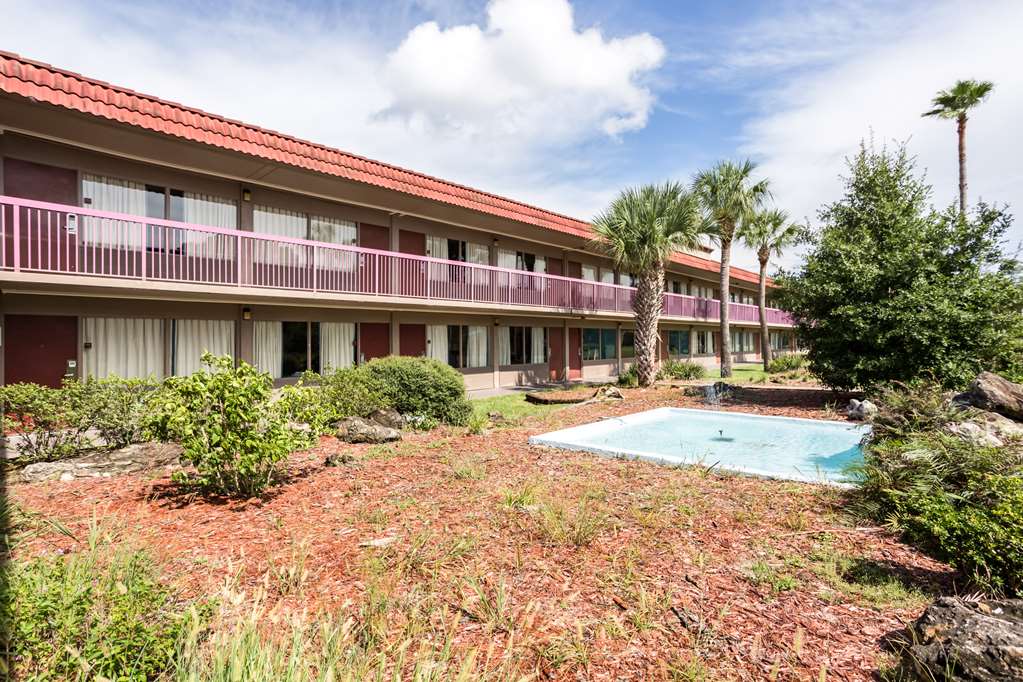 Motel 6 Spring Hill, Fl - Weeki Wachee