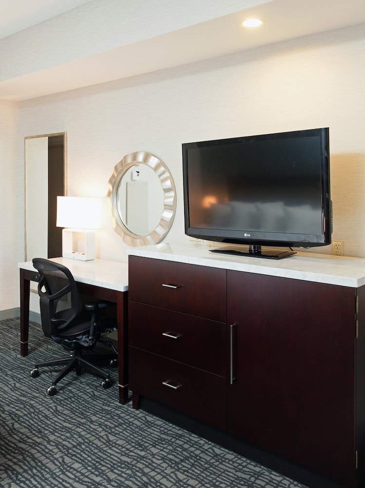 crowne plaza springfield by ihg