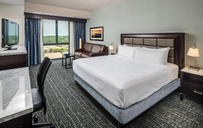 crowne plaza springfield by ihg