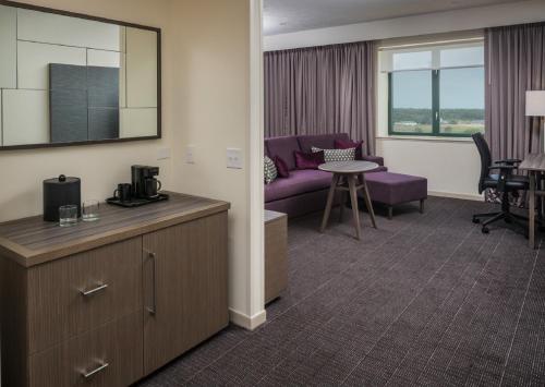 crowne plaza springfield by ihg