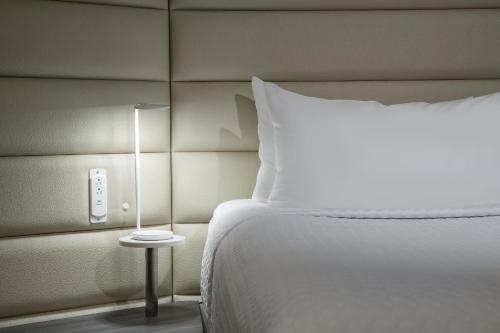 crowne plaza springfield by ihg