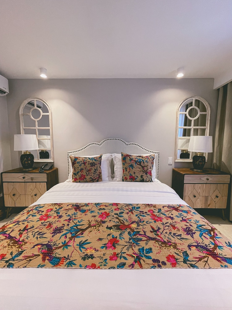 hotel boutique casa hendaus