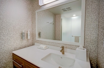 home2 suite shepherdsville louisville south