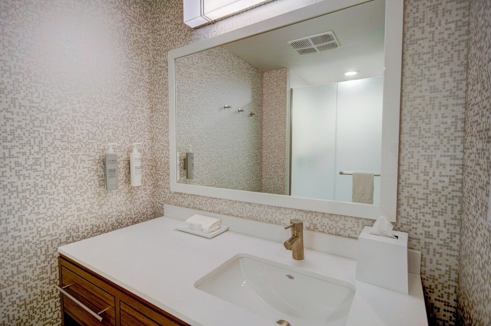 home2 suite shepherdsville louisville south
