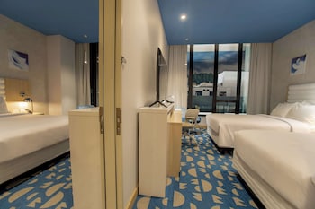 hampton by hilton quito la carolina park