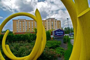 Hampton Inn & Suites Staten Island,New York>>Bloomfield,3 star