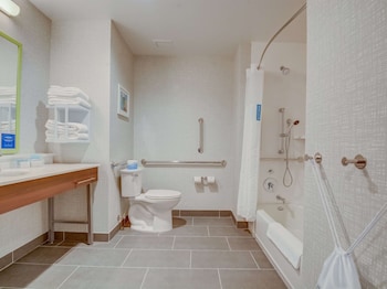 hampton inn and suites williamstown ark encounter