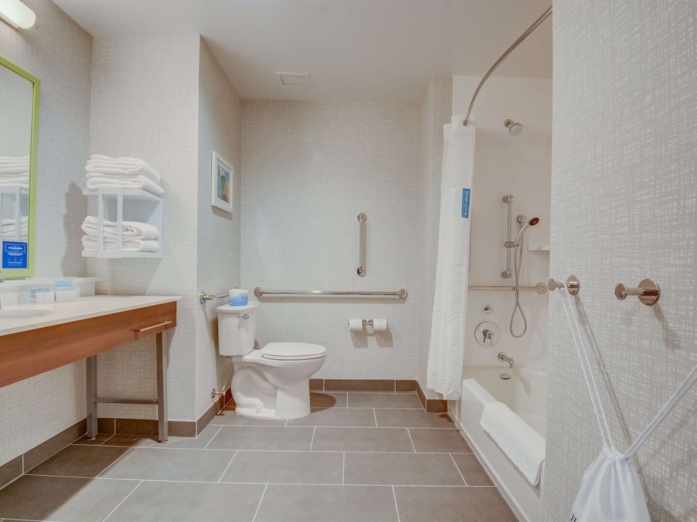 hampton inn and suites williamstown ark encounter