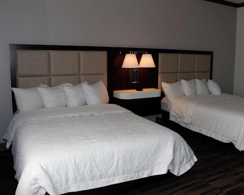 hampton inn and suites stephenville
