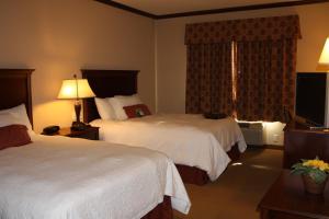 hampton inn and suites stephenville