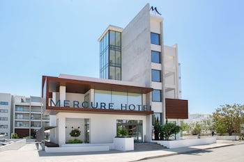 mercure larnaca beach resort