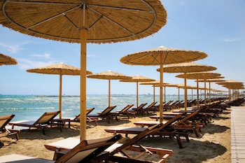mercure larnaca beach resort