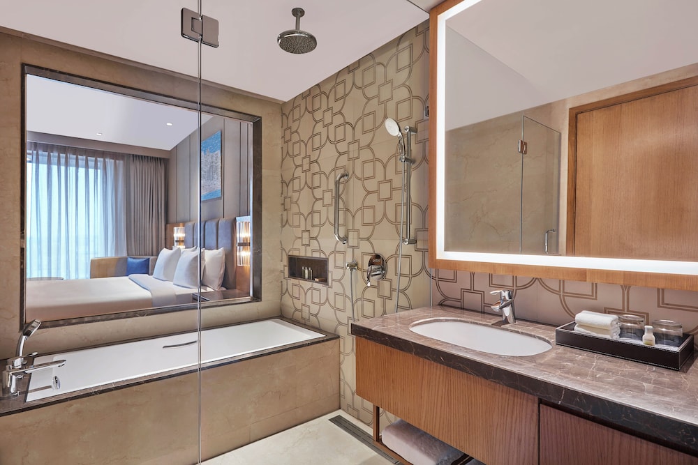 doubletree by hilton varanasi