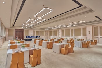 doubletree by hilton varanasi