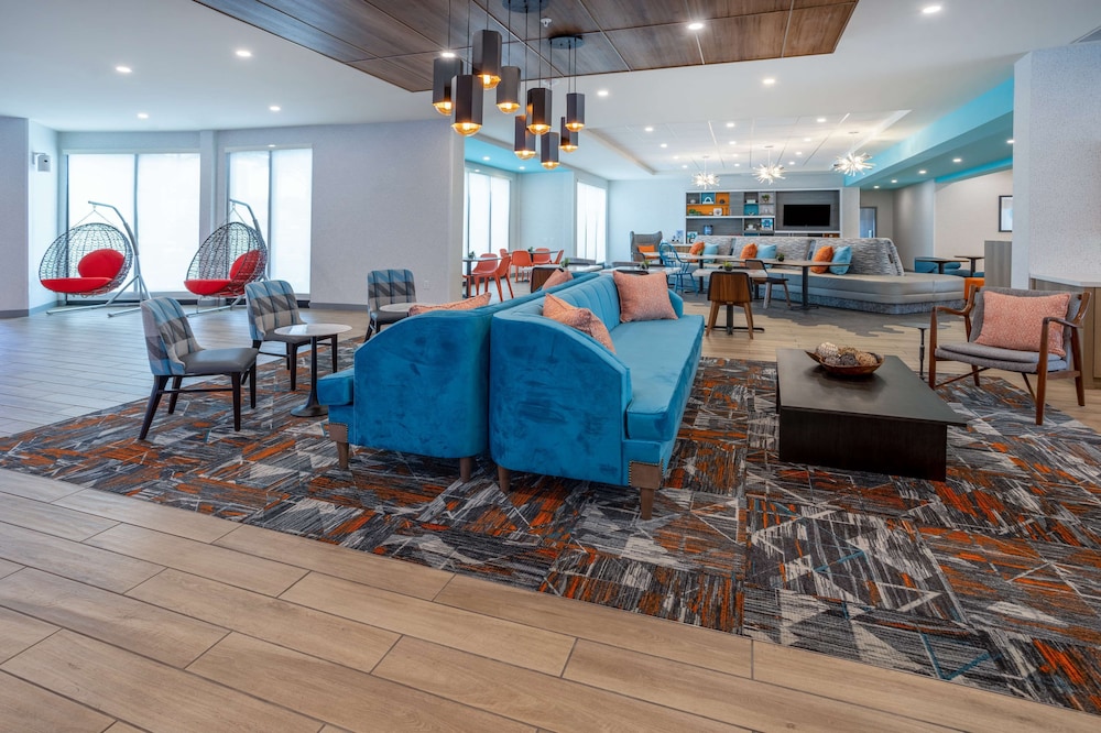 tru by hilton pensacola airport medical center