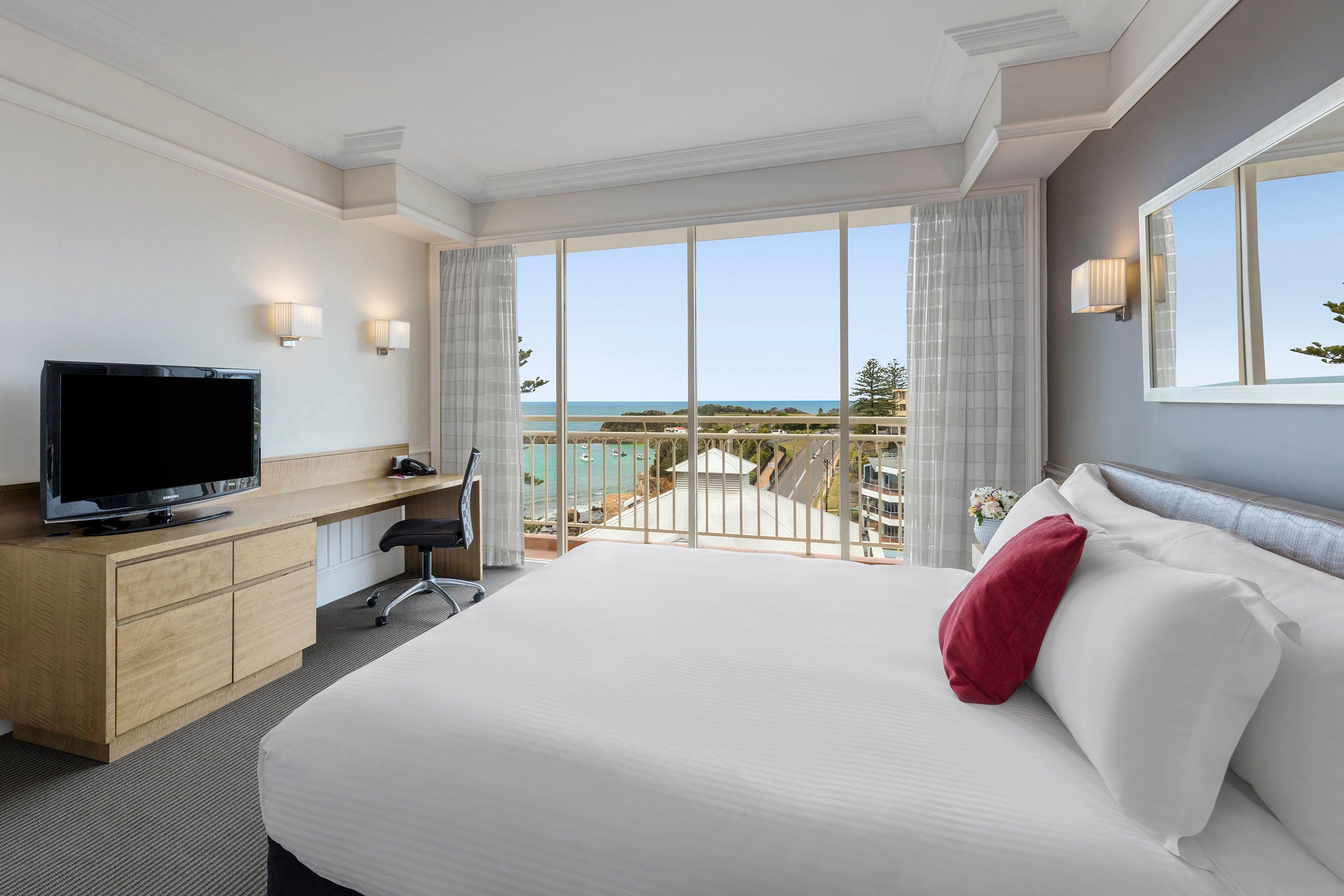 crowne plaza terrigal pacific by ihg