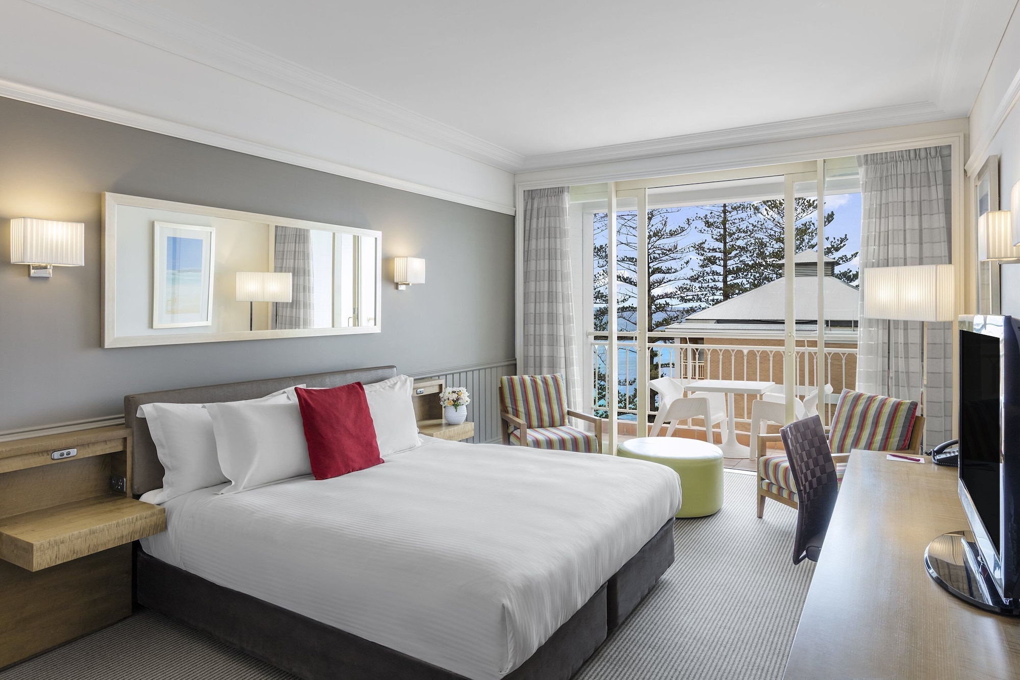 crowne plaza terrigal pacific by ihg