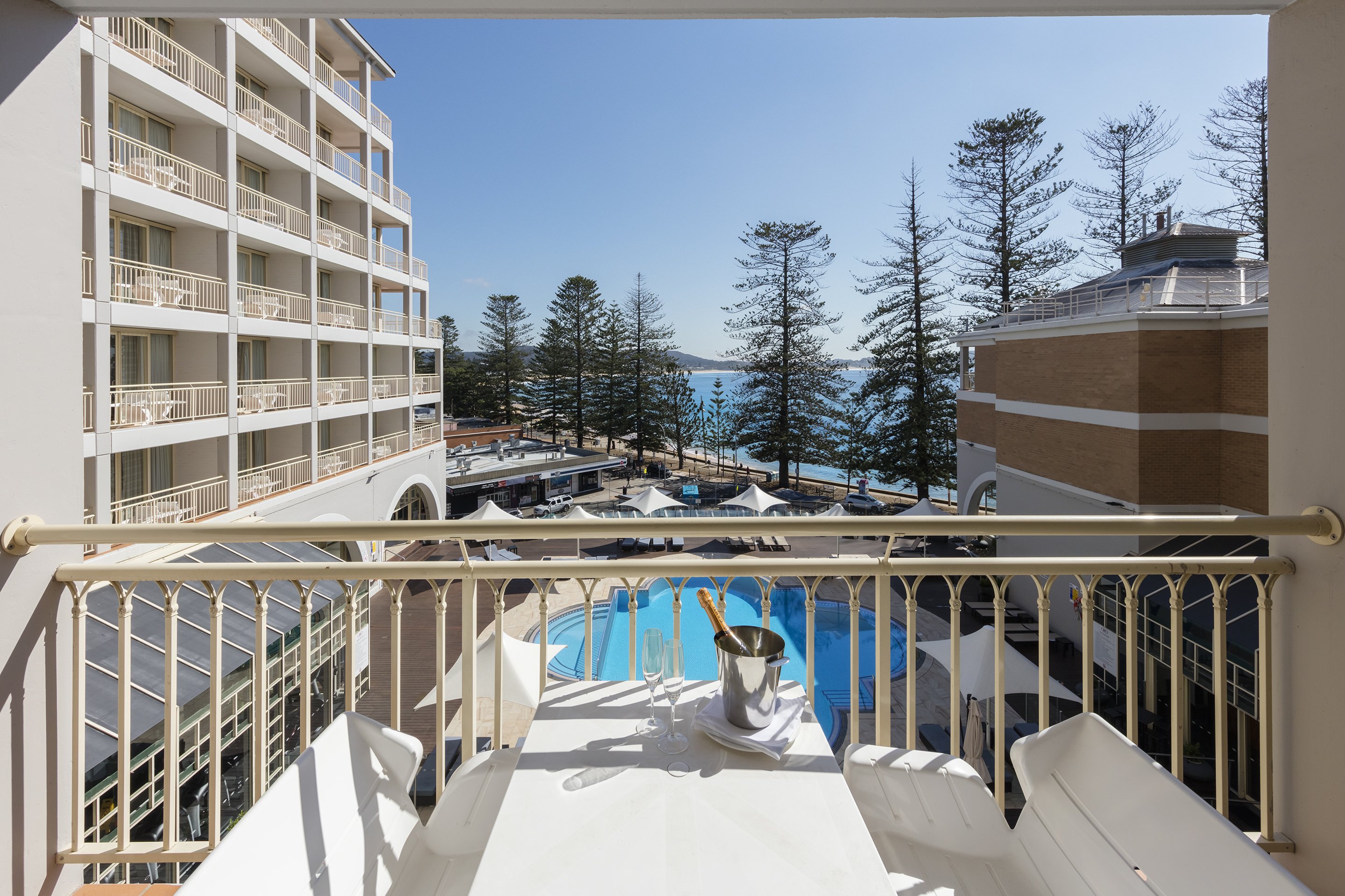 crowne plaza terrigal pacific by ihg