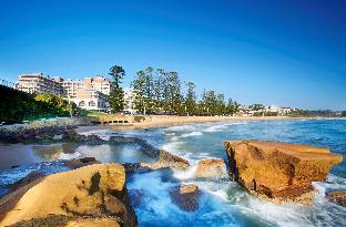 crowne plaza terrigal pacific by ihg