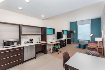home2 suites by hilton cedar rapids westdale