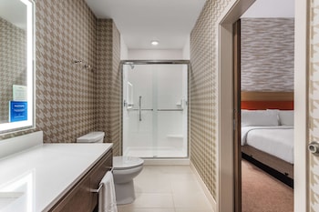 home2 suites by hilton cedar rapids westdale