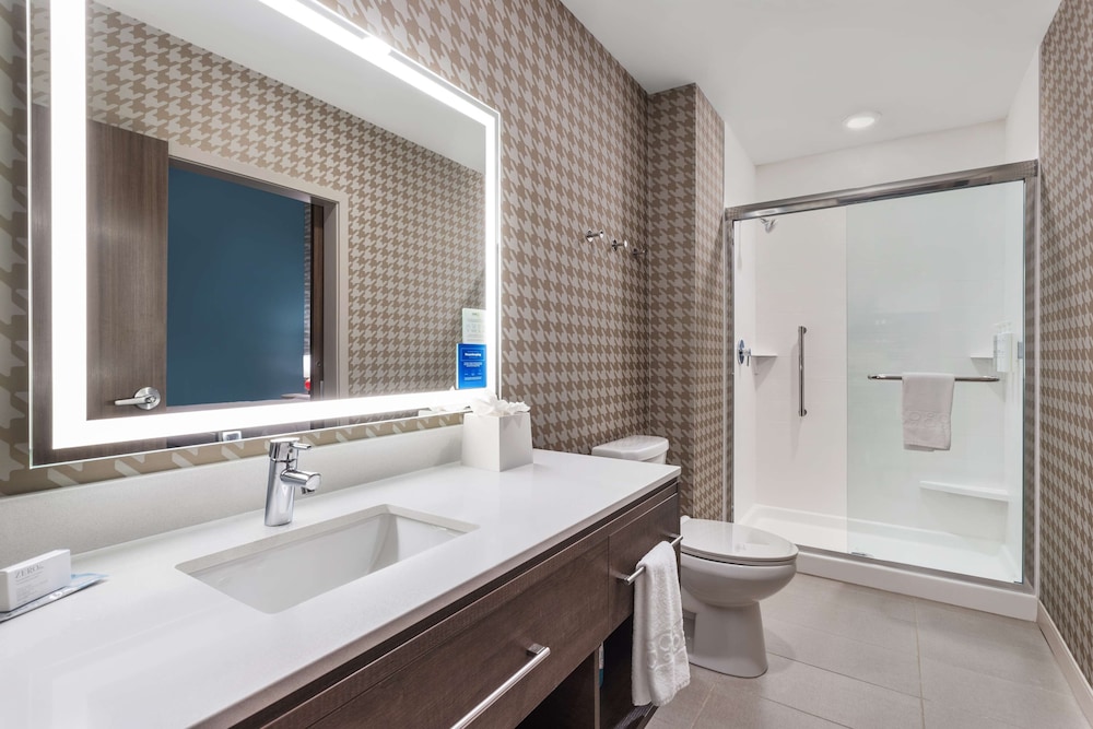 home2 suites by hilton cedar rapids westdale
