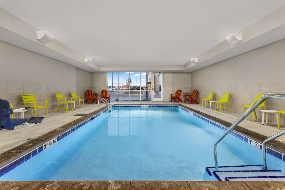 home2 suites by hilton cedar rapids westdale