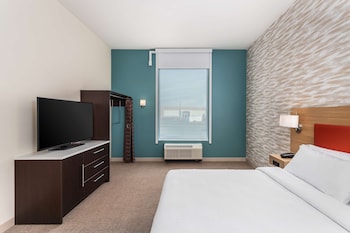 home2 suites by hilton cedar rapids westdale