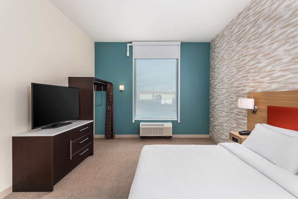 home2 suites by hilton cedar rapids westdale