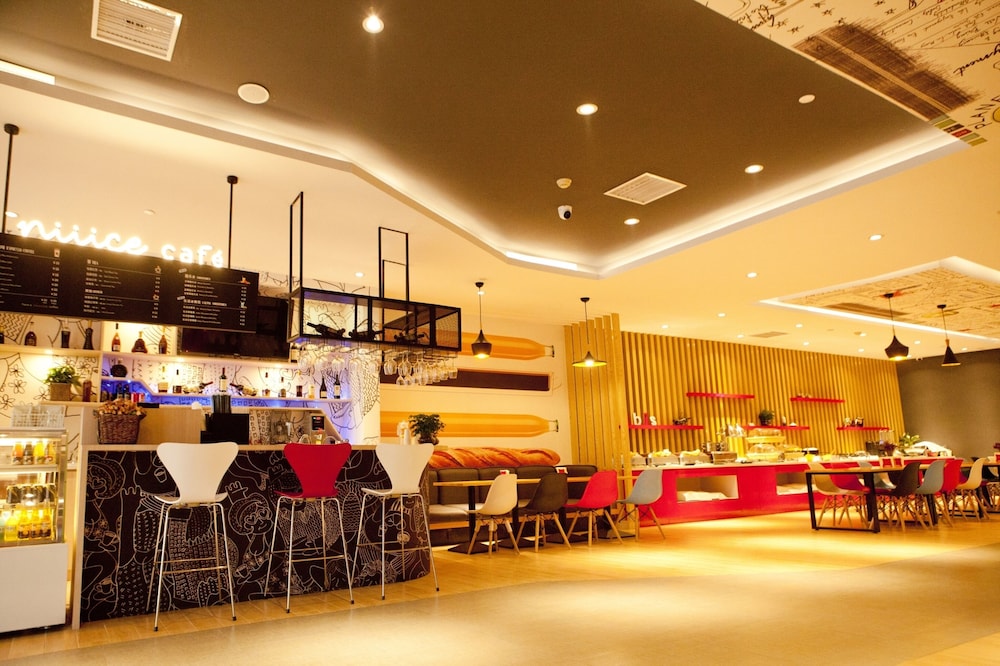 ibis tianjin railway station hotel