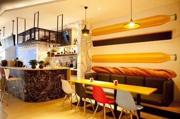 ibis tianjin railway station hotel