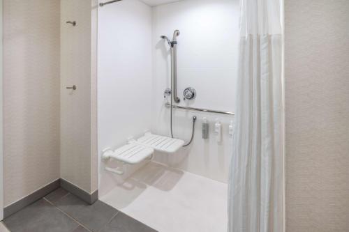 hilton garden inn trinidad downtown