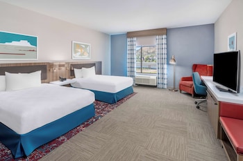 hilton garden inn trinidad downtown