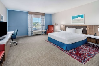 hilton garden inn trinidad downtown