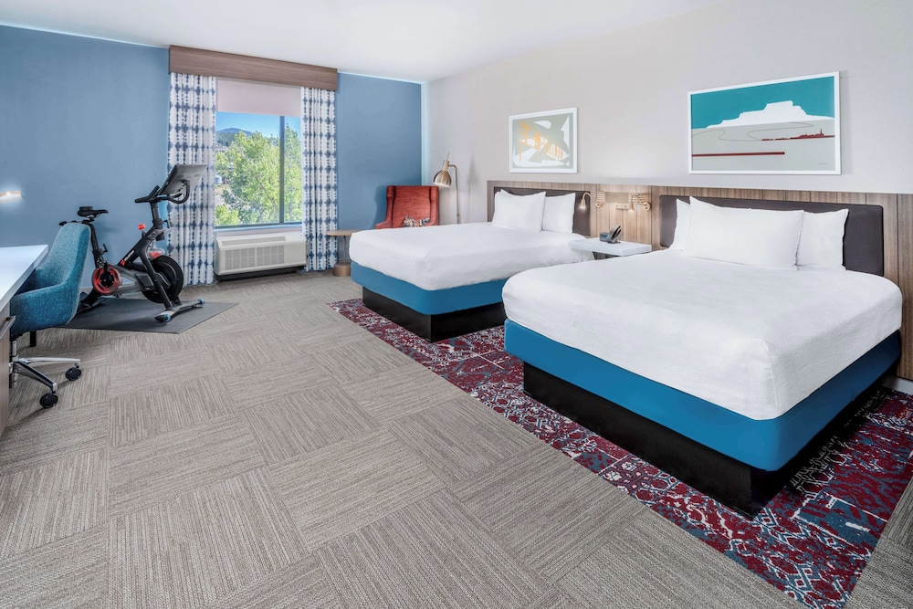 hilton garden inn trinidad downtown