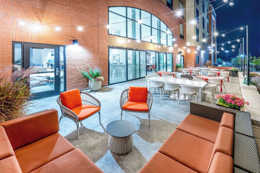 hilton garden inn trinidad downtown
