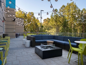 home2 suites by hilton atlanta airport college park