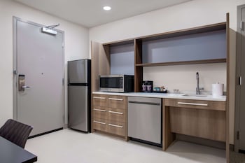 home2 suites by hilton calhoun