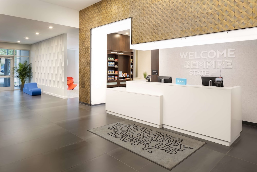 hampton inn and suites rochester downtown